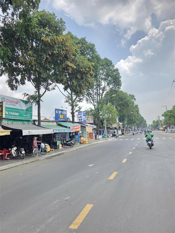 Bán nhà 100m2 mặt tiền kinh doanh đường 30m2 gần go, p.tân đông hiệp, tp.dĩ an. gần cổng kcn