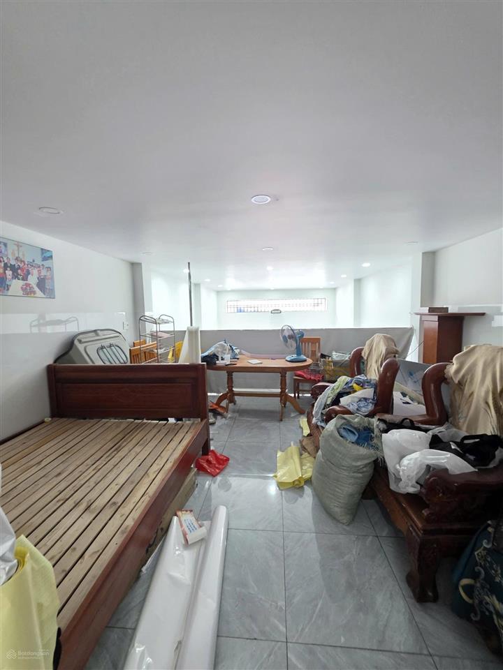 Bán nhà 100m2 mặt tiền kinh doanh đường 30m2 gần go, p.tân đông hiệp, tp.dĩ an. gần cổng kcn