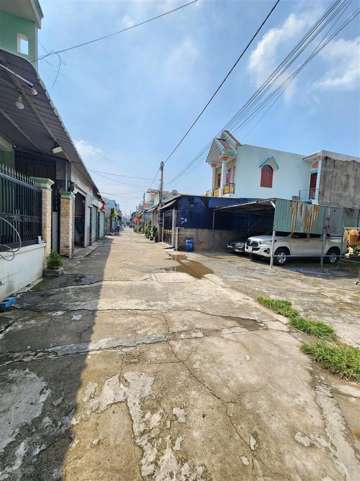 28,5 tr/m2  bán đất gần vòng xoay an phú 1km, p.an phú, tp.thuận an. dt 100,2m2 ngang 5,5m