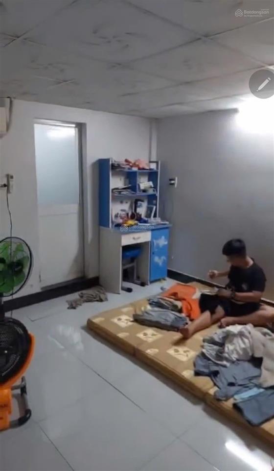 2,6 tỷ  bán nhà cấp 4 đường phạm hữu lầu 50m p.dĩ an tp.dĩ an gần vincom dĩ an