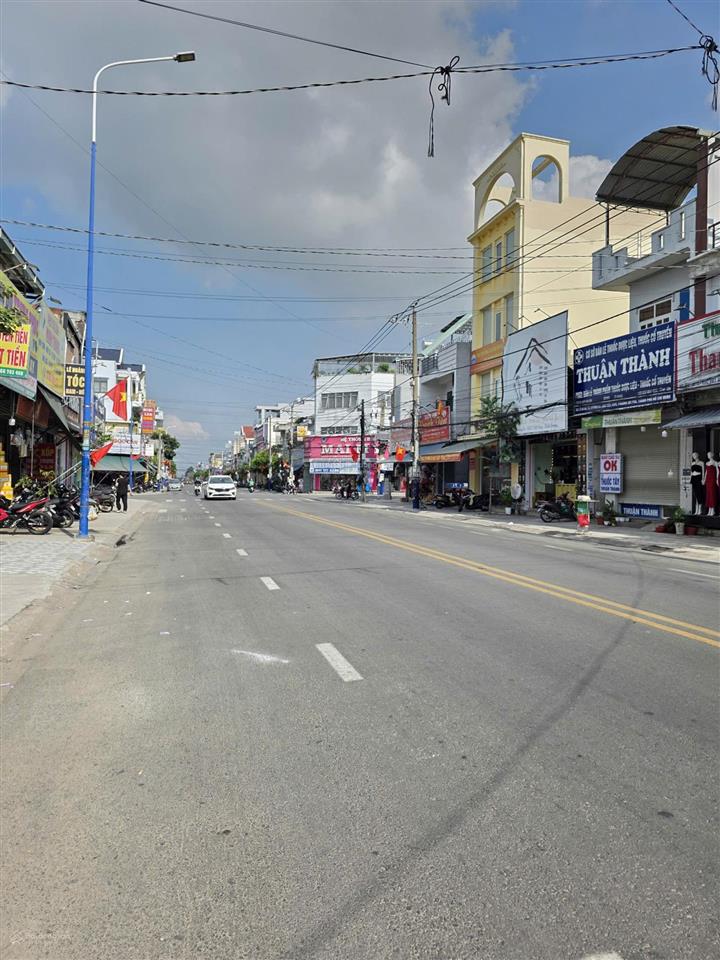 Bán nhà 100m2 (5x20m) doanh sầm uất, mt đường d1, kdc việt sing, p.an phú, tp.thuận an