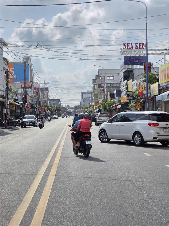 Bán nhà 100m2 (5x20m) doanh sầm uất, mt đường d1, kdc việt sing, p.an phú, tp.thuận an