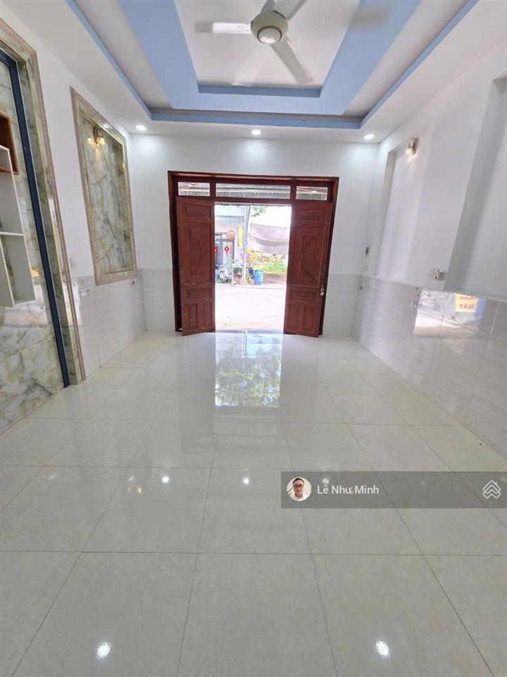 2,2 tỷ  bán nhà 1 trệt 1 lầu, gần chợ bà tri 500m, p.tân hiệp, tp.tân uyên  dt 63m2 (4,5x14m)