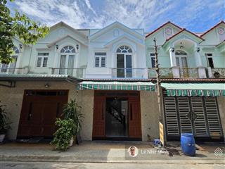 2,2 tỷ  bán nhà 1 trệt 1 lầu, gần chợ bà tri 500m, p.tân hiệp, tp.tân uyên  dt 63m2 (4,5x14m)