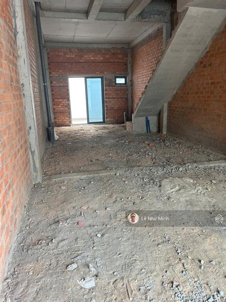 2,7 tỷ  kdc compound, nhà 1 trệt 1 tum sân thượng hoàn công bình chuẩn 69 p.bình chuẩn tp.thuận an