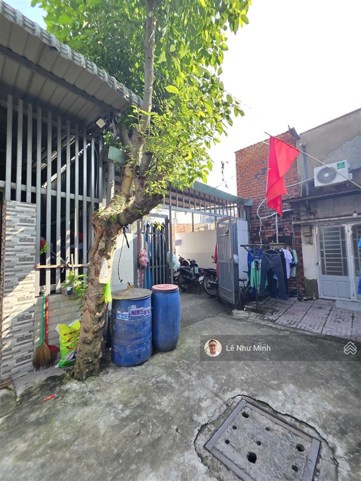 Bán dãy nhà trọ đường nguyễn thái học gần chợ dĩ an, p. tân đông hiệp, tp. dĩ an. 160,3m2 (5x33m)