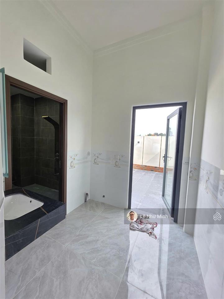 Ngộp trả giá là bán  bán 2 căn nhà rẻ 167m2 chỉ 3,2 tỷ thương lượng mạnh.thái hòa, tp.tân uyên cũ