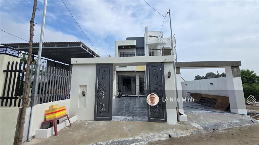 Ngộp trả giá là bán  bán 2 căn nhà rẻ 167m2 chỉ 3,2 tỷ thương lượng mạnh.thái hòa, tp.tân uyên cũ