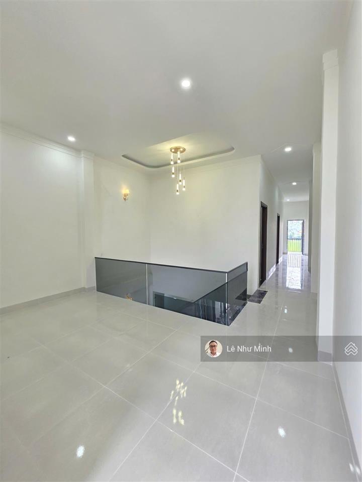 Ngộp trả giá là bán  bán 2 căn nhà rẻ 167m2 chỉ 3,2 tỷ thương lượng mạnh.thái hòa, tp.tân uyên cũ