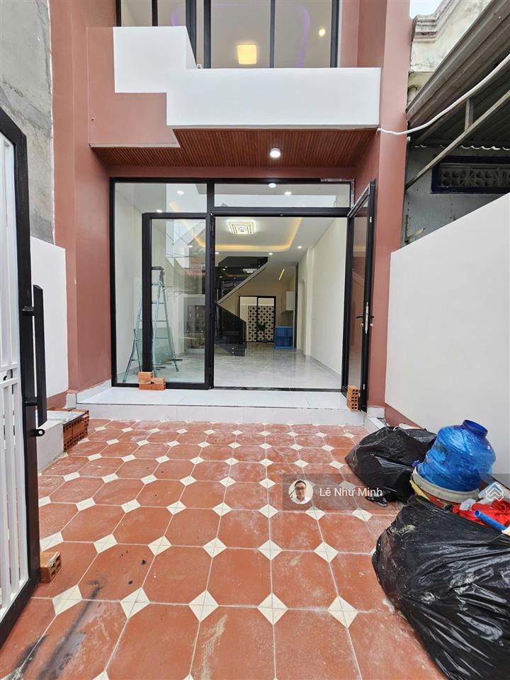 Ngộp  trả giá là bán  bán nhà 1 trệt 1 lầu gần đường trần hưng đạo 100m p. đông hòa tp. dĩ an