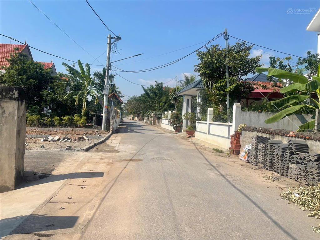 Chủ nhà cần tiền cắt ra bán diện tích nhỏ xinh đẹp rất thích hợp cho các nhà đầu tư