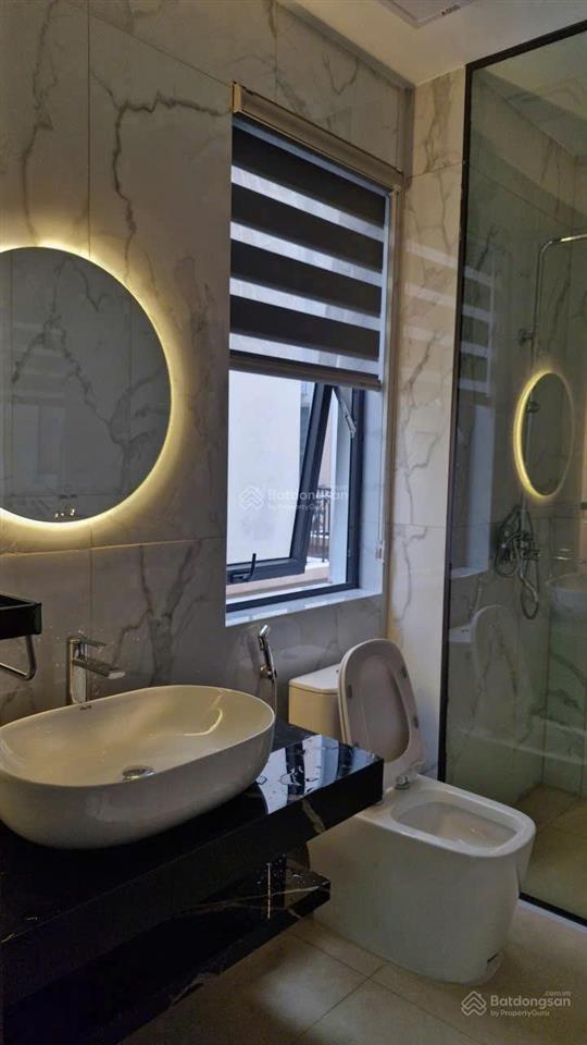 Xẻ khe cọ xanh 87.5 m2. giá thuê chỉ 9.7tr bao phí.  0962 506 *** linh để đi xem nhà