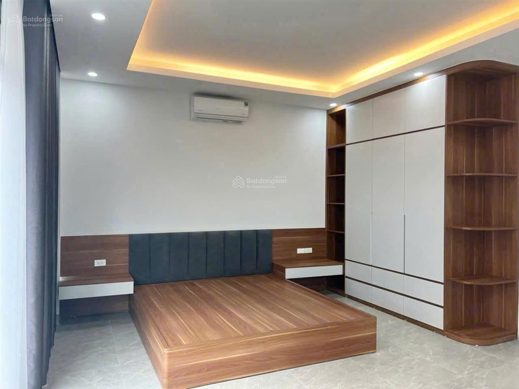 Liền kề vịnh thiên đường, nội thất cơ bản. giá chỉ 10tr bao phí.  0962 506 *** để đi xem