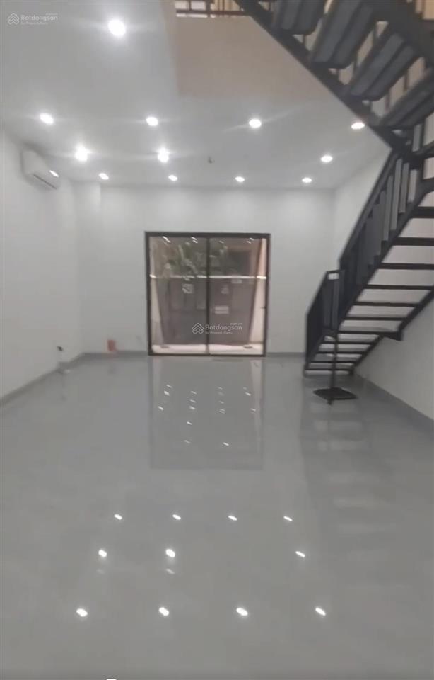 Cho thuê liền kề giá rẻ, 2 tầng chỉ 7tr/tháng.  0962 506 *** e linh để đi xem nhà