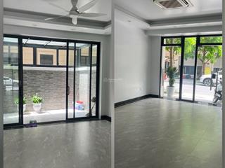 Cho thuê tầng 1 căn sao biển, thích hợp làm vp, spa.  0962 506 *** e linh