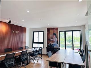 Tôi còn trống văn phòng đẹp tại tầng 2 căn biệt thự an vượng, view công viên thiên văn học, giá 6tr