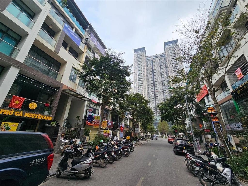 Bán nhà phân lô gần nguyễn cơ thạch 65m2, 5 tầng  gara ô tô, 2 thoáng, vỉa hè rộng  giá 17.95 tỷ