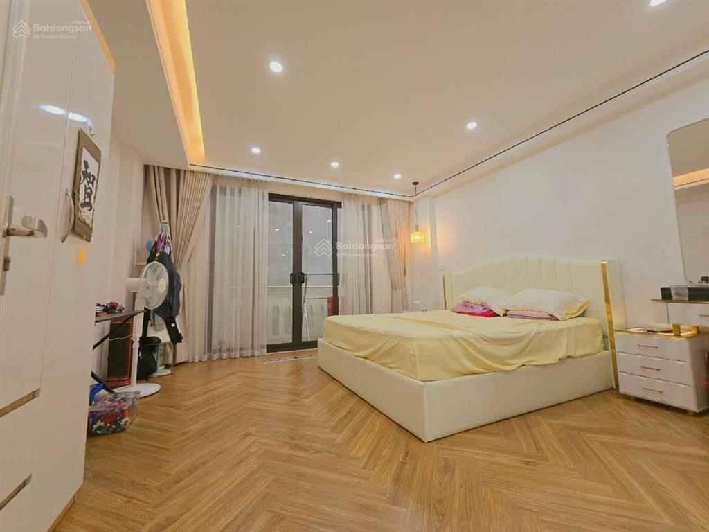 Bán nhà gần hàm nghi  65m2, 5 tầng, ô tô 7 chỗ đậu nhà  2 thoáng, vỉa hè rộng  giá 17.85 tỷ