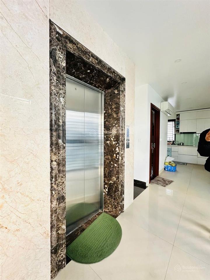 Bán nhà phân lô hoàng quốc việt 110m2, 5 tầng thang máy gara ô tô 7 chỗ giá 34.5 tỷ