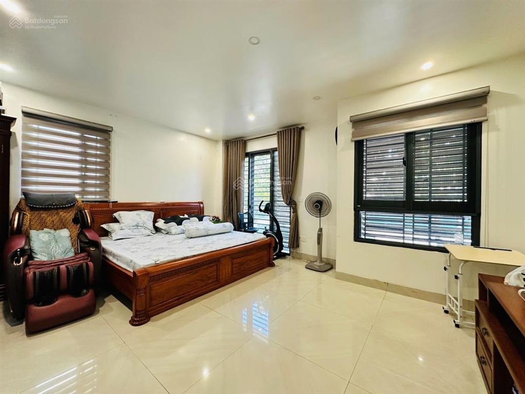 Bán nhà phân lô hoàng quốc việt 110m2, 5 tầng thang máy gara ô tô 7 chỗ giá 34.5 tỷ