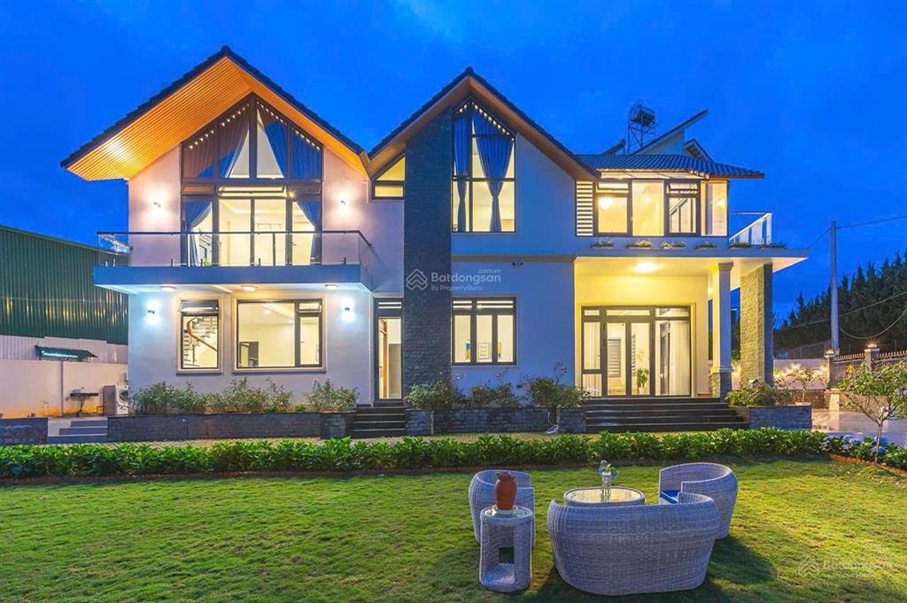 Bán villa đà lạt 750m2, 7pn, đang kinh doanh 120  150tr/tháng, nguyên tử lực, trung tâm p. 8