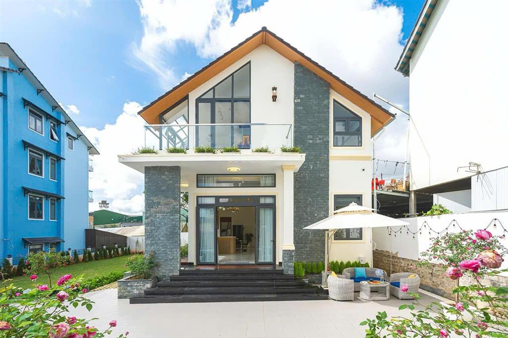 Bán villa đà lạt 750m2, 7pn, đang kinh doanh 120  150tr/tháng, nguyên tử lực, trung tâm p. 8