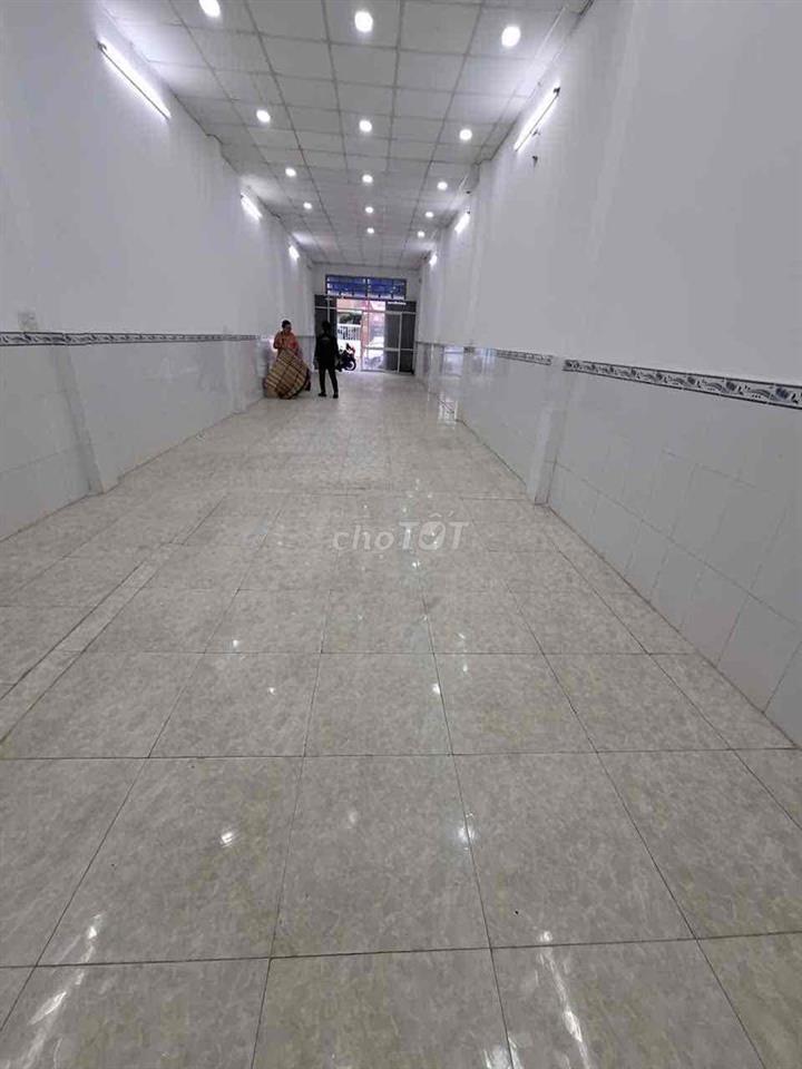 CHO THUÊ NHÀ MẶT TIỀN ĐƯỜNG HỒNG HÀ – ĐỐI DIỆN CÔNG VIÊN