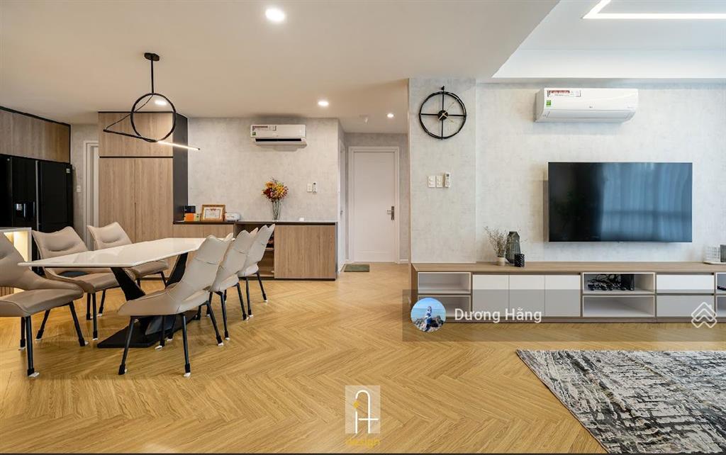 Bán gấp căn hộ giai việt 2pn 78m2. view đẹp có bancon thoáng mát. có tttm. giá tốt. tạ quang bửu q8