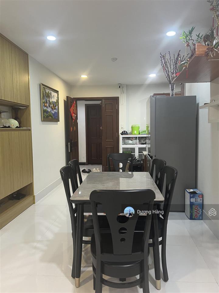 Bán gấp căn hộ giai việt 2pn 78m2. view đẹp có bancon thoáng mát. có tttm. giá tốt. tạ quang bửu q8