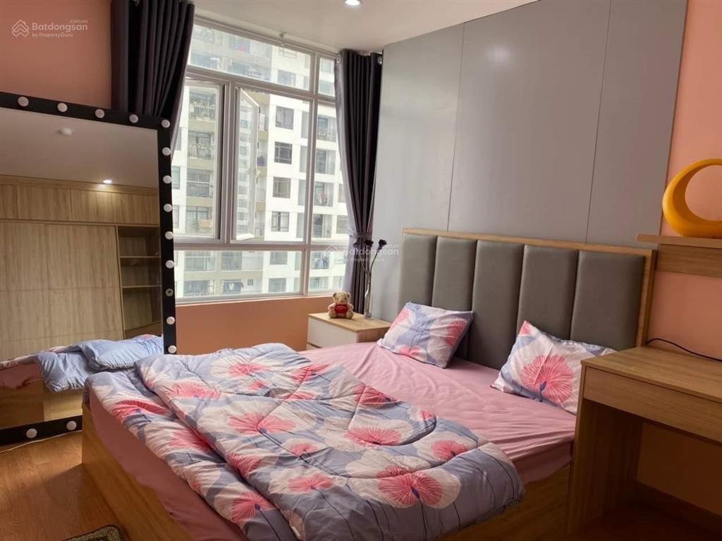 Bán gấp căn hộ giai việt 2pn 78m2. view đẹp có bancon thoáng mát. có tttm. giá tốt. tạ quang bửu q8