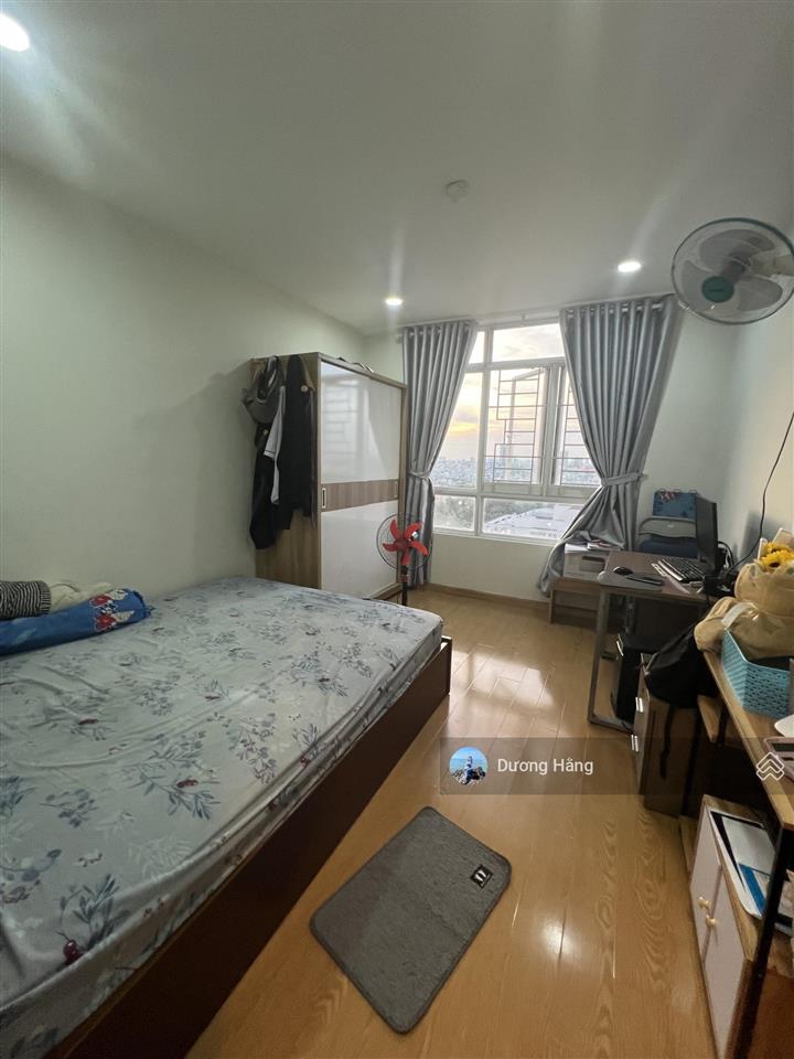 Bán gấp căn hộ giai việt 2pn 78m2. view đẹp có bancon thoáng mát. có tttm. giá tốt. tạ quang bửu q8