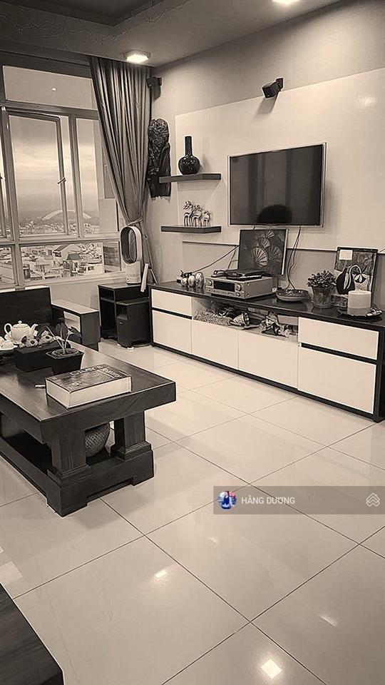 Cần bán gấp căn hộ giai việt. 3pn 110m2. có sổ hồng. view đẹp mát. giá từ 4,8tỷ. mt tạ quang bửu q8