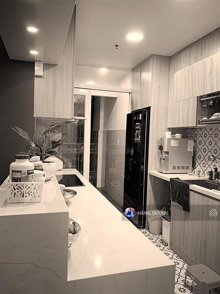 Cần bán gấp căn hộ giai việt. 3pn 110m2. có sổ hồng. view đẹp mát. giá từ 4,8tỷ. mt tạ quang bửu q8