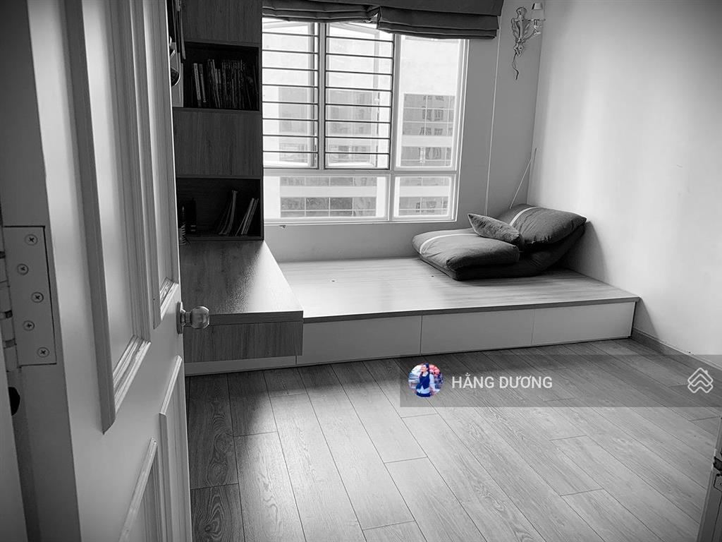 Cần bán gấp căn hộ giai việt. 3pn 110m2. có sổ hồng. view đẹp mát. giá từ 4,8tỷ. mt tạ quang bửu q8