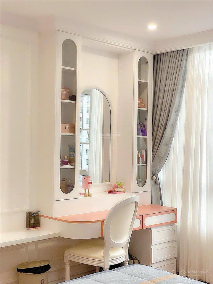 Bán nhanh căn hộ giai việt 3pn 150m2 sẵn decor siêu xinh vị trí đẹp sổ hồng vĩnh viễn có tttm