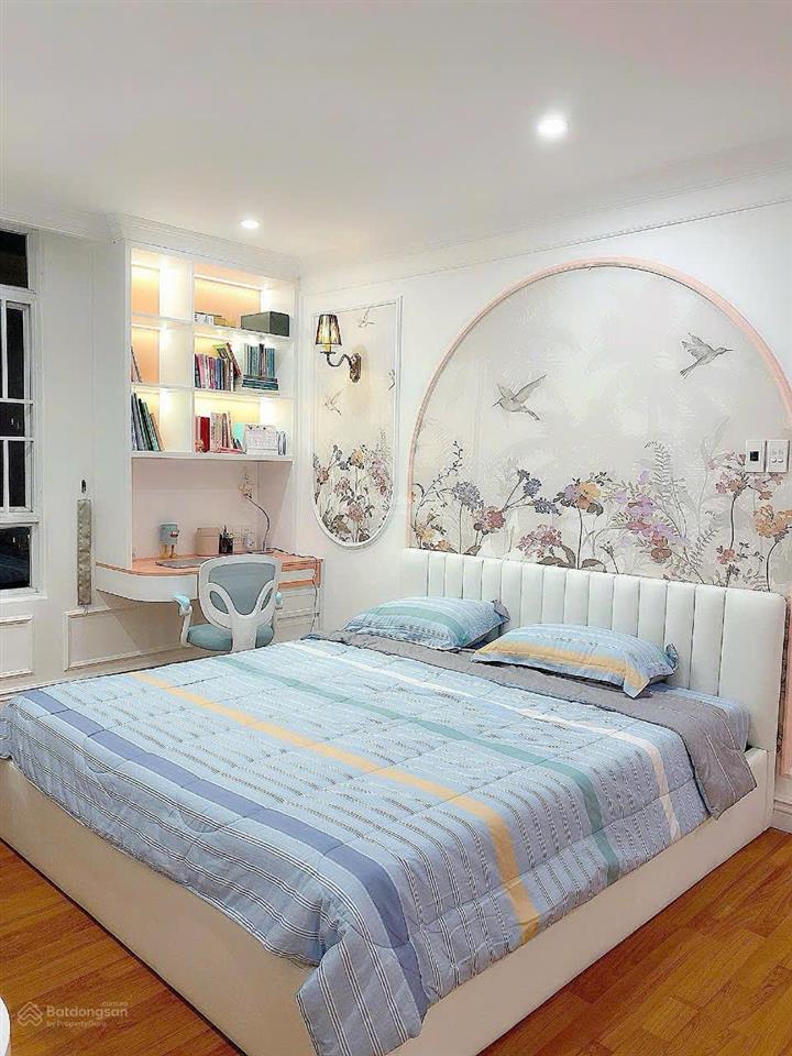 Bán nhanh căn hộ giai việt 3pn 150m2 sẵn decor siêu xinh vị trí đẹp sổ hồng vĩnh viễn có tttm