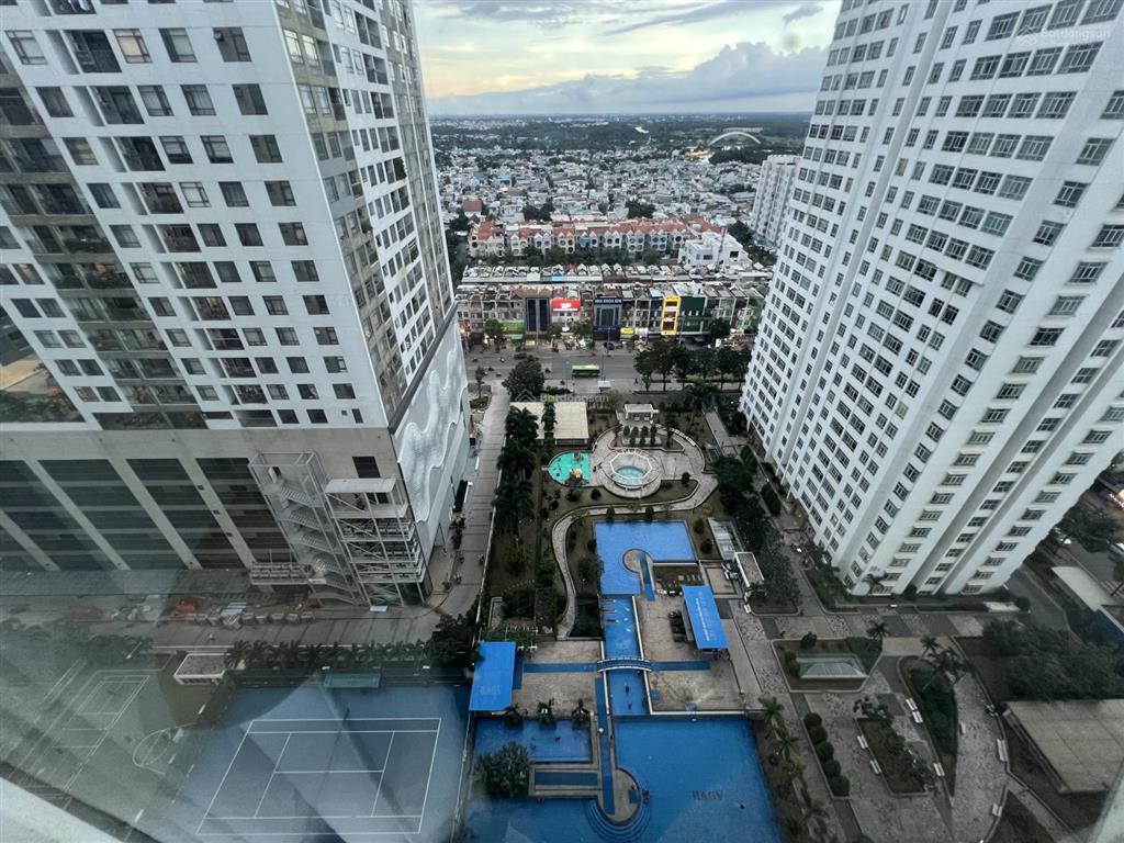 Chuyên bán căn hộ 2pn 3pn 150m2 giai việt. sổ hồng riêng. tại tttm central mall q8. view thoáng đẹp