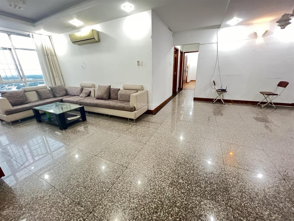 Chuyên bán căn hộ 2pn 3pn 150m2 giai việt. sổ hồng riêng. tại tttm central mall q8. view thoáng đẹp