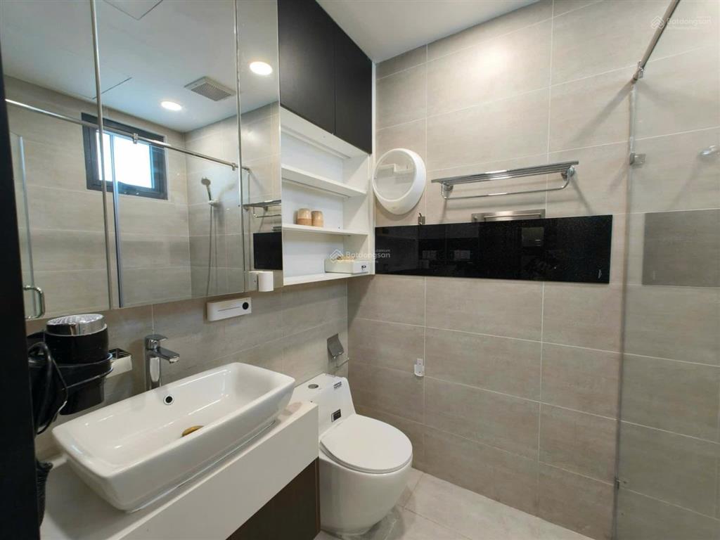 Cho thuê căn hộ 2pn 2wc central premium  giai việt, p5, q8, mt tạ quang bửu. nhà đẹp full nội thất