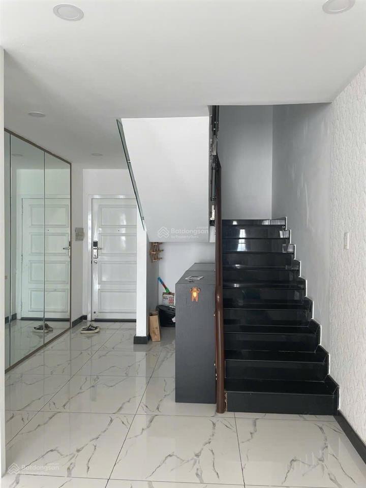 Bán giai việt duplex dt 230m2 7tỷ /dt 300m2 8,xtỷ  penthouse dt 340m2 8tỷ / dt 450m2 9,xtỷ shr