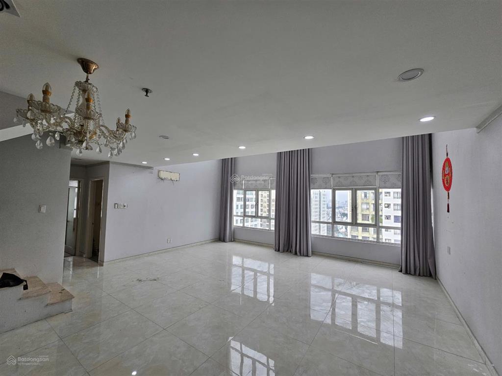 Bán giai việt duplex dt 230m2 7tỷ /dt 300m2 8,xtỷ  penthouse dt 340m2 8tỷ / dt 450m2 9,xtỷ shr