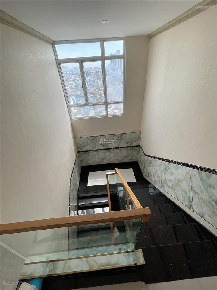 Bán giai việt duplex dt 230m2 7tỷ /dt 300m2 8,xtỷ  penthouse dt 340m2 8tỷ / dt 450m2 9,xtỷ shr