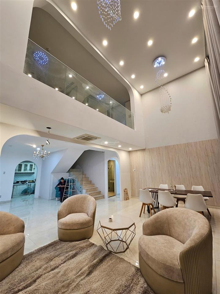 Bán giai việt duplex dt 230m2 7tỷ /dt 300m2 8,xtỷ  penthouse dt 340m2 8tỷ / dt 450m2 9,xtỷ shr