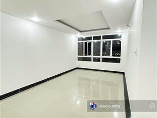Căn hộ giai việt cần bán 3pn dt lớn 150m2 có sổ hồng. vị trí thuận tiện kết nối nhanh giá tốt