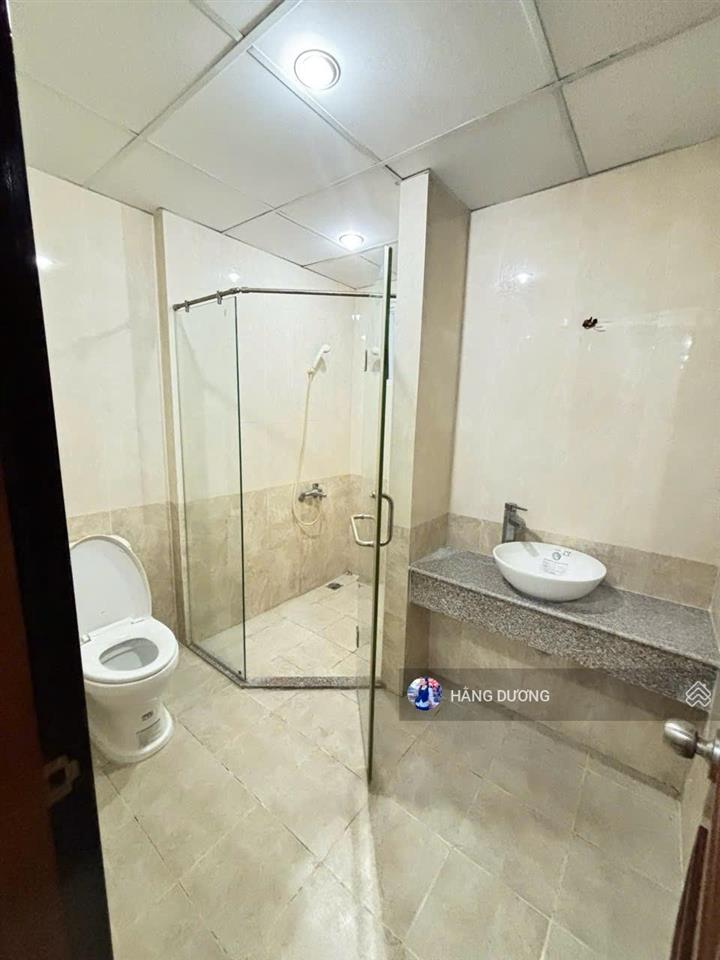 Căn hộ giai việt cần bán 3pn dt lớn 150m2 có sổ hồng. vị trí thuận tiện kết nối nhanh giá tốt