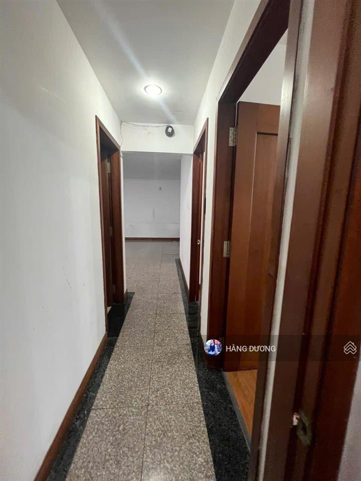 Bán căn hộ hoàng anh giai việt 3pn2wc 150m2 shr. nhà thoáng view xinh vị trí kết nối nhanh. có tttm