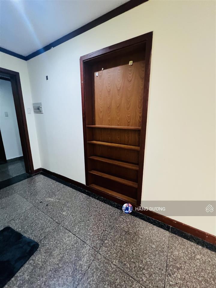 Bán căn hộ hoàng anh giai việt 3pn2wc 150m2 shr. nhà thoáng view xinh vị trí kết nối nhanh. có tttm