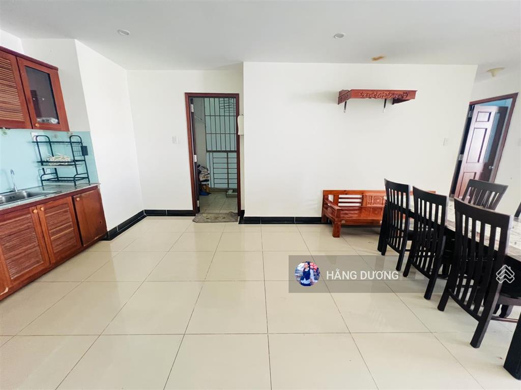 Cần bán gấp căn hộ giai việt 2pn 2wc 115m2  sổ hồng lâu dài  view nội khu, vị trí trung tâm p5 q8