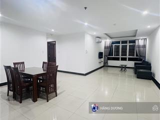 Cần bán gấp căn hộ giai việt 2pn 2wc 115m2  sổ hồng lâu dài  view nội khu. vị trí trung tâm p5 q8