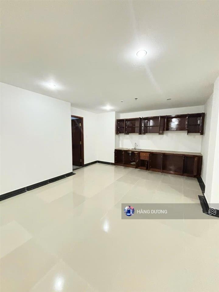 Cần bán gấp căn hộ giai việt 2pn 2wc 115m2  sổ hồng lâu dài  view nội khu, vị trí trung tâm p5 q8